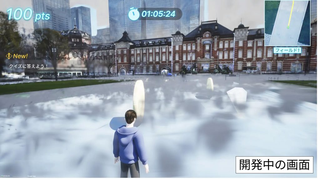 TRANCITY ARCADE_3 | 株式会社キャドセンター In-game scene: character seen from behind walking toward a historic brick building with UI elements showing 100 pts and a timer, plus a New! prompt in Japanese and a field inset photo on the top right.